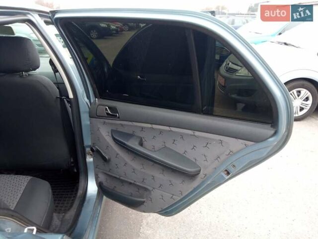 Серый Шкода Фабия, объемом двигателя 1.2 л и пробегом 244 тыс. км за 3700 $, фото 24 на Automoto.ua