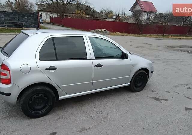 Серый Шкода Фабия, объемом двигателя 1.4 л и пробегом 371 тыс. км за 3200 $, фото 19 на Automoto.ua