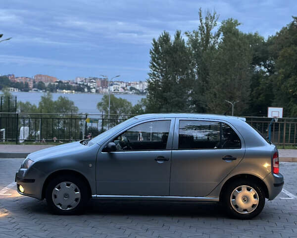 Сірий Шкода Фабія, об'ємом двигуна 1.39 л та пробігом 197 тис. км за 3950 $, фото 12 на Automoto.ua