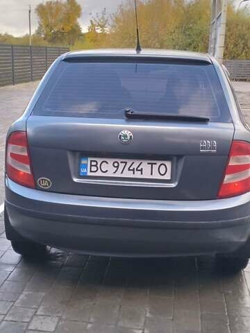 Шкода Фабия 2005 в Каменке-Бугской на Automoto.ua Серый Шкода Фабия, объемом двигателя 1.2 л и пробегом 306 тыс. км за 3500 $, фото 4 на Automoto.ua