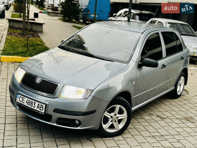 Серый Шкода Фабия, объемом двигателя 1.2 л и пробегом 160 тыс. км за 2650 $, фото 3 на Automoto.ua