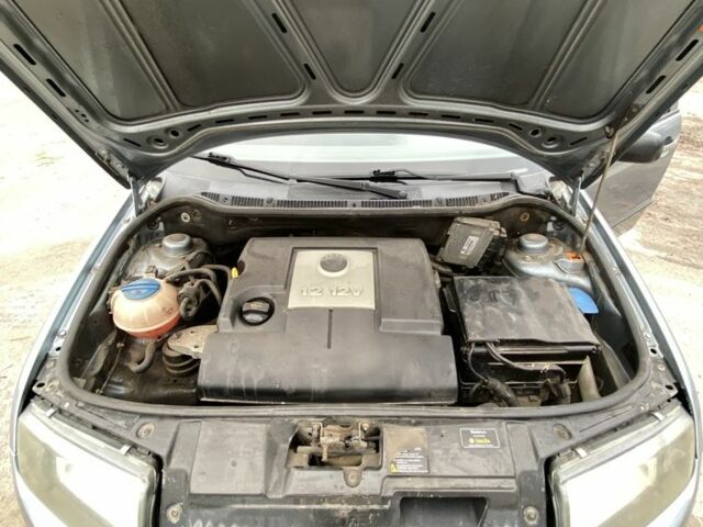 Сірий Шкода Фабія, об'ємом двигуна 1.2 л та пробігом 150 тис. км за 3300 $, фото 7 на Automoto.ua