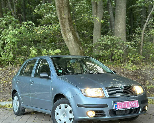 Сірий Шкода Фабія, об'ємом двигуна 1.39 л та пробігом 197 тис. км за 3950 $, фото 24 на Automoto.ua