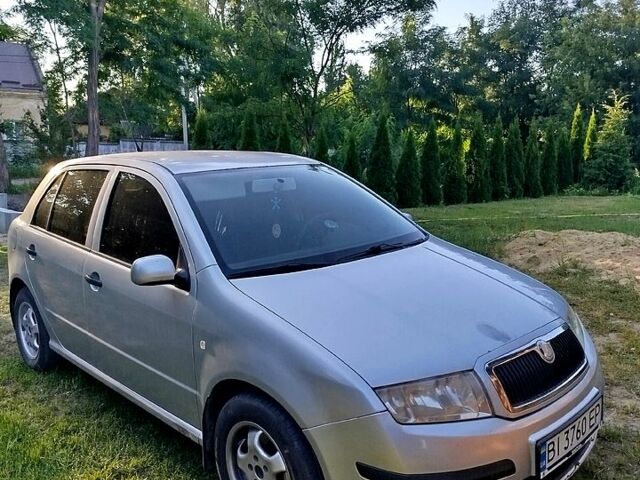 Серый Шкода Фабия, объемом двигателя 1.4 л и пробегом 343 тыс. км за 4000 $, фото 1 на Automoto.ua