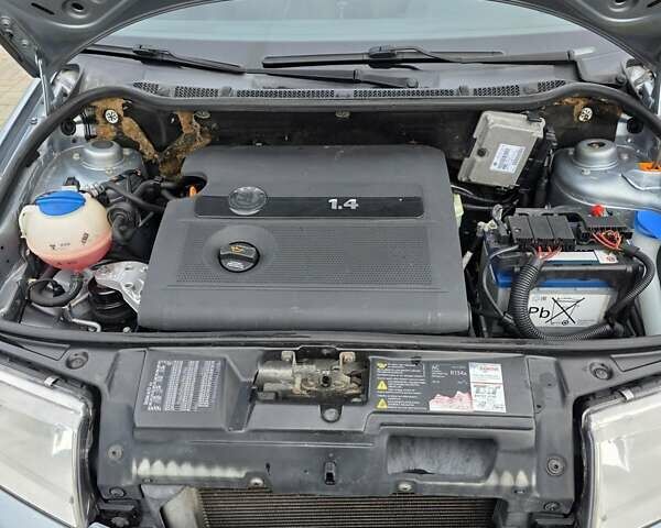 Серый Шкода Фабия, объемом двигателя 1.4 л и пробегом 232 тыс. км за 4500 $, фото 22 на Automoto.ua