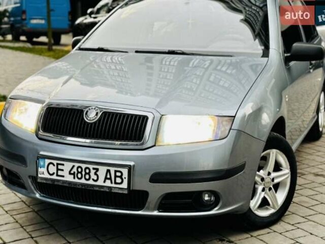 Серый Шкода Фабия, объемом двигателя 1.2 л и пробегом 290 тыс. км за 2999 $, фото 2 на Automoto.ua