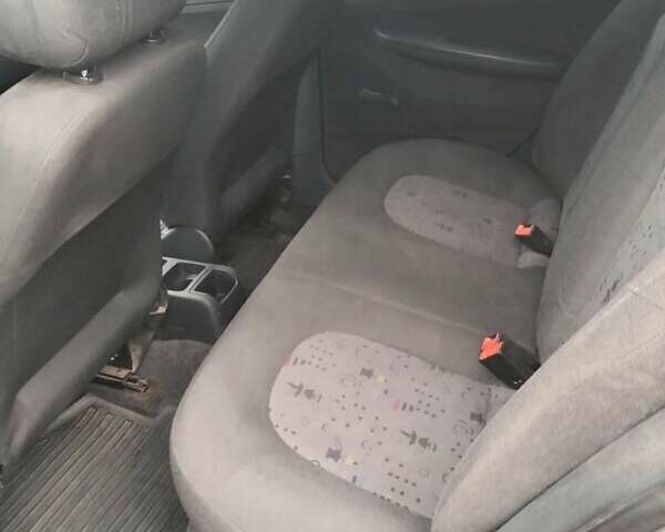 Серый Шкода Фабия, объемом двигателя 1.2 л и пробегом 290 тыс. км за 2900 $, фото 2 на Automoto.ua