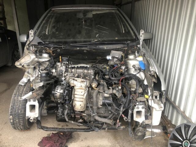 Сірий Шкода Фабія, об'ємом двигуна 1.2 л та пробігом 300 тис. км за 1000 $, фото 3 на Automoto.ua