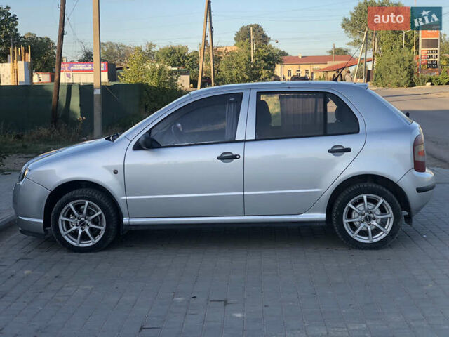 Серый Шкода Фабия, объемом двигателя 1.2 л и пробегом 250 тыс. км за 2500 $, фото 9 на Automoto.ua