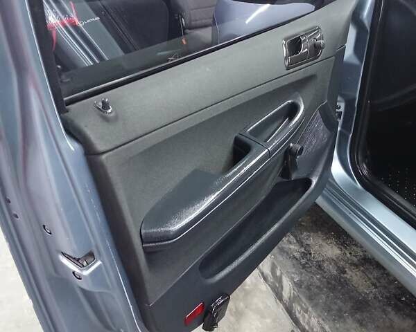 Серый Шкода Фабия, объемом двигателя 1.2 л и пробегом 290 тыс. км за 2999 $, фото 29 на Automoto.ua