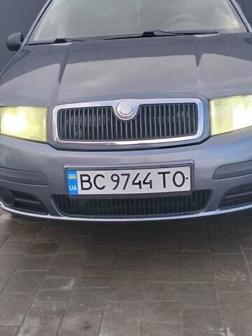 Шкода Фабия 2005 в Каменке-Бугской на Automoto.ua Серый Шкода Фабия, объемом двигателя 1.2 л и пробегом 306 тыс. км за 3500 $, фото 5 на Automoto.ua