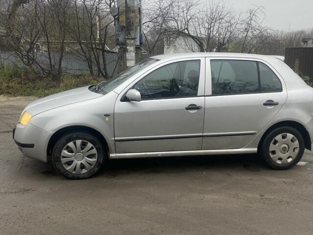Серый Шкода Фабия, объемом двигателя 1.9 л и пробегом 380 тыс. км за 1450 $, фото 1 на Automoto.ua