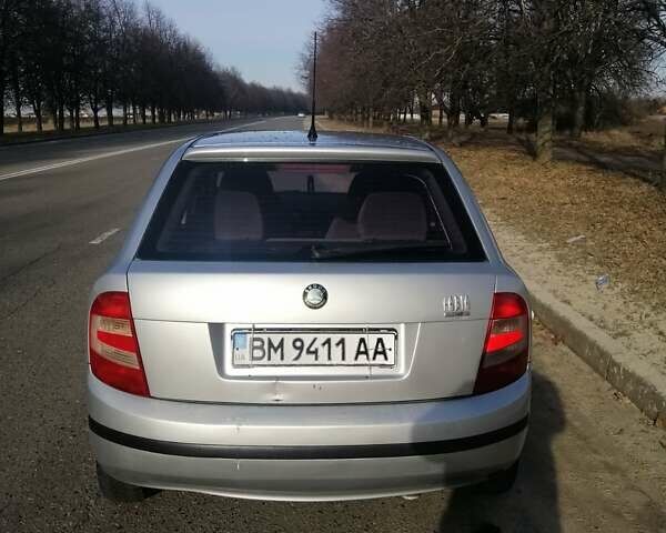 Серый Шкода Фабия, объемом двигателя 1.2 л и пробегом 254 тыс. км за 4200 $, фото 2 на Automoto.ua