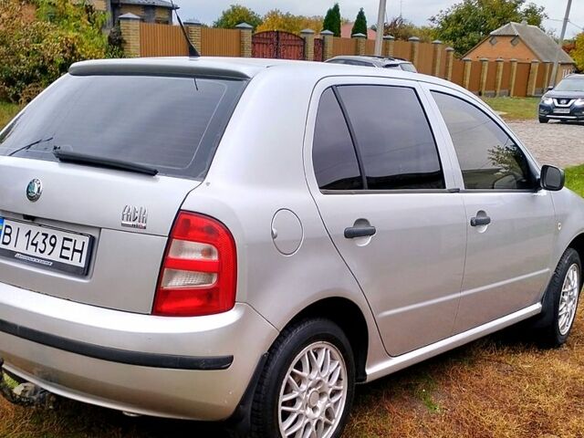 Сірий Шкода Фабія, об'ємом двигуна 1.2 л та пробігом 293 тис. км за 3900 $, фото 3 на Automoto.ua