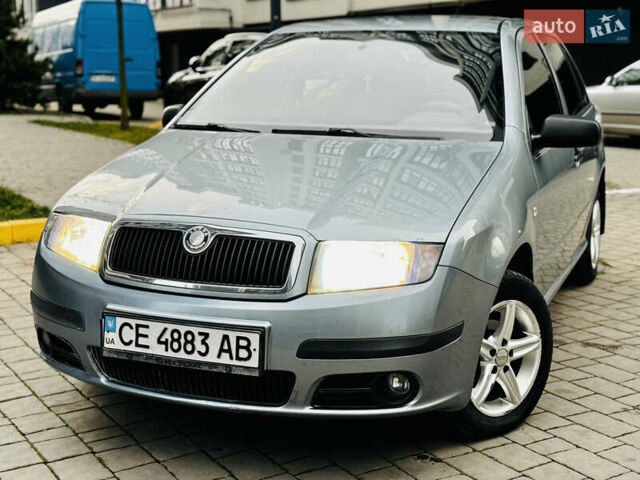 Серый Шкода Фабия, объемом двигателя 1.2 л и пробегом 160 тыс. км за 2650 $, фото 4 на Automoto.ua