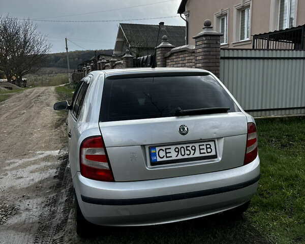 Серый Шкода Фабия, объемом двигателя 1.2 л и пробегом 248 тыс. км за 3100 $, фото 4 на Automoto.ua