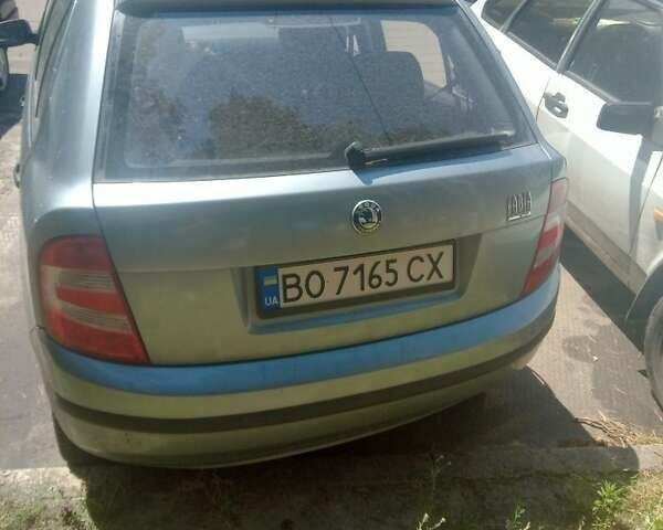 Серый Шкода Фабия, объемом двигателя 1.2 л и пробегом 190 тыс. км за 2800 $, фото 1 на Automoto.ua