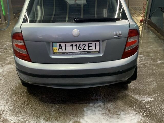 Серый Шкода Фабия, объемом двигателя 1.2 л и пробегом 257 тыс. км за 2950 $, фото 3 на Automoto.ua