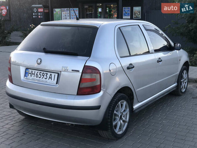 Серый Шкода Фабия, объемом двигателя 1.2 л и пробегом 250 тыс. км за 2500 $, фото 6 на Automoto.ua