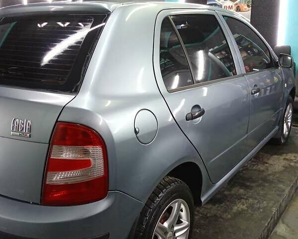 Серый Шкода Фабия, объемом двигателя 1.2 л и пробегом 290 тыс. км за 2999 $, фото 27 на Automoto.ua