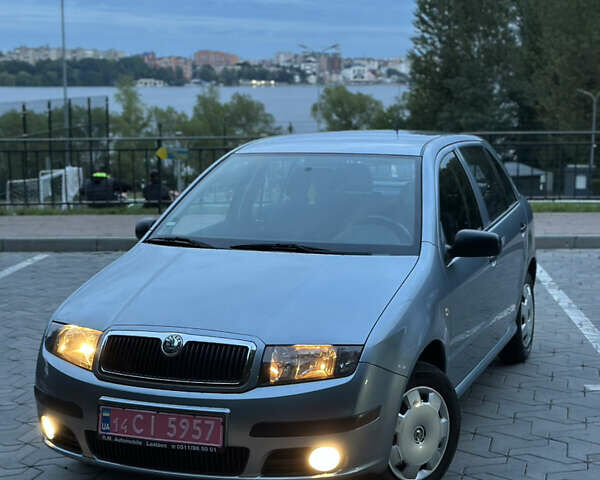 Сірий Шкода Фабія, об'ємом двигуна 1.39 л та пробігом 197 тис. км за 3950 $, фото 5 на Automoto.ua