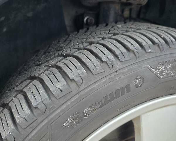 Серый Шкода Фабия, объемом двигателя 1.4 л и пробегом 232 тыс. км за 4500 $, фото 25 на Automoto.ua