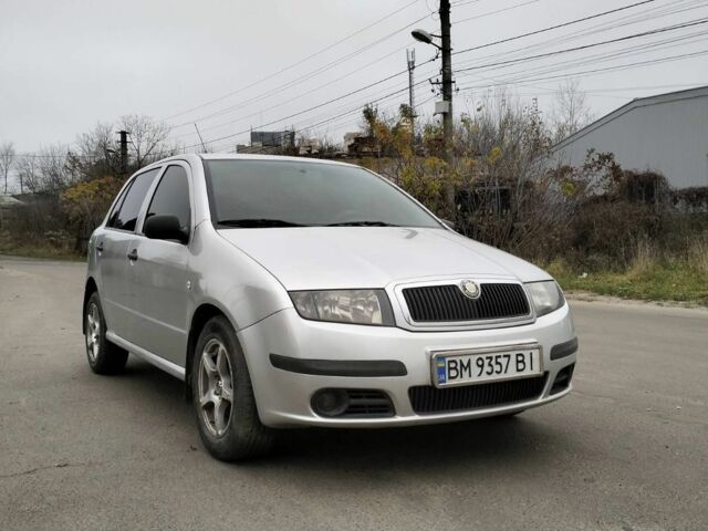 Серый Шкода Фабия, объемом двигателя 1.2 л и пробегом 250 тыс. км за 2900 $, фото 1 на Automoto.ua