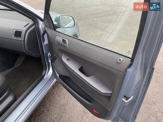 Серый Шкода Фабия, объемом двигателя 1.4 л и пробегом 96 тыс. км за 4900 $, фото 19 на Automoto.ua