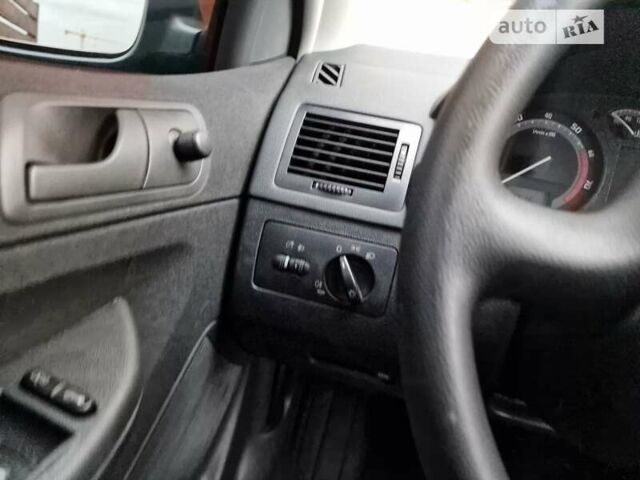 Сірий Шкода Фабія, об'ємом двигуна 1.39 л та пробігом 50 тис. км за 6700 $, фото 15 на Automoto.ua