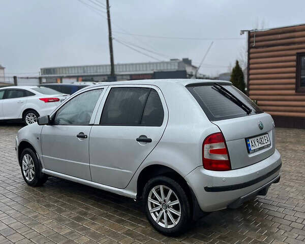 Серый Шкода Фабия, объемом двигателя 1.2 л и пробегом 240 тыс. км за 2450 $, фото 5 на Automoto.ua