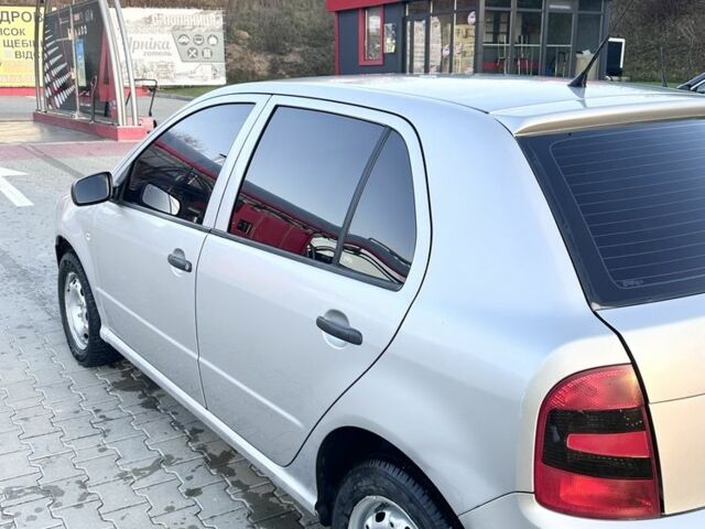 Сірий Шкода Фабія, об'ємом двигуна 1.2 л та пробігом 322 тис. км за 3150 $, фото 6 на Automoto.ua