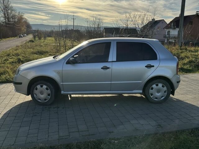 Серый Шкода Фабия, объемом двигателя 1.2 л и пробегом 244 тыс. км за 3200 $, фото 1 на Automoto.ua