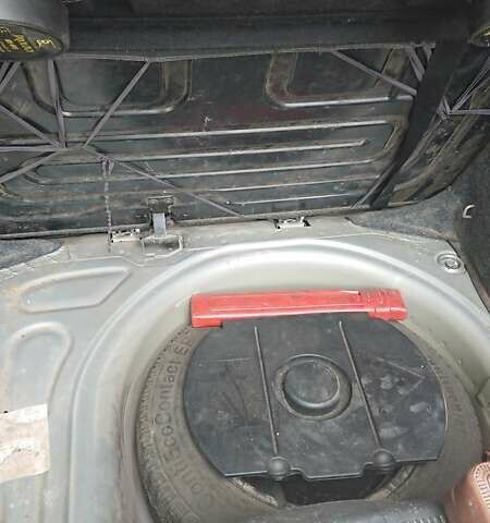 Сірий Шкода Фабія, об'ємом двигуна 1.2 л та пробігом 72 тис. км за 4000 $, фото 1 на Automoto.ua