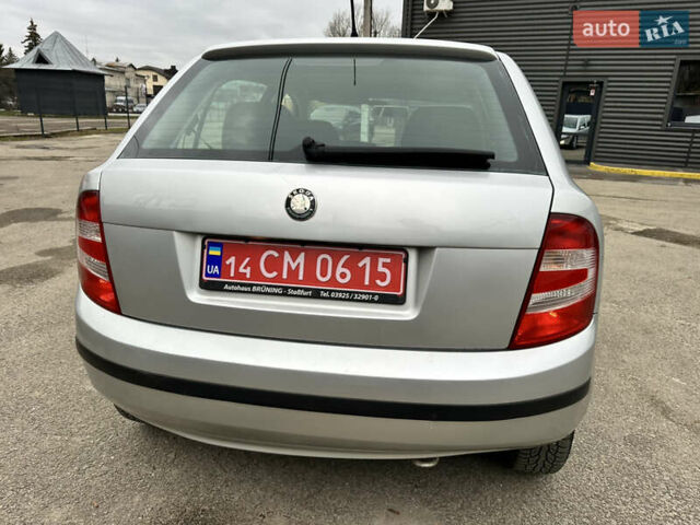 Сірий Шкода Фабія, об'ємом двигуна 1.4 л та пробігом 178 тис. км за 3899 $, фото 23 на Automoto.ua