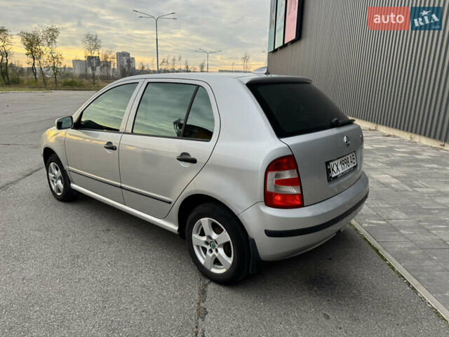 Шкода Фабия 2006 в Харькове на Automoto.ua Серый Шкода Фабия, объемом двигателя 1.2 л и пробегом 198 тыс. км за 3700 $, фото 2 на Automoto.ua