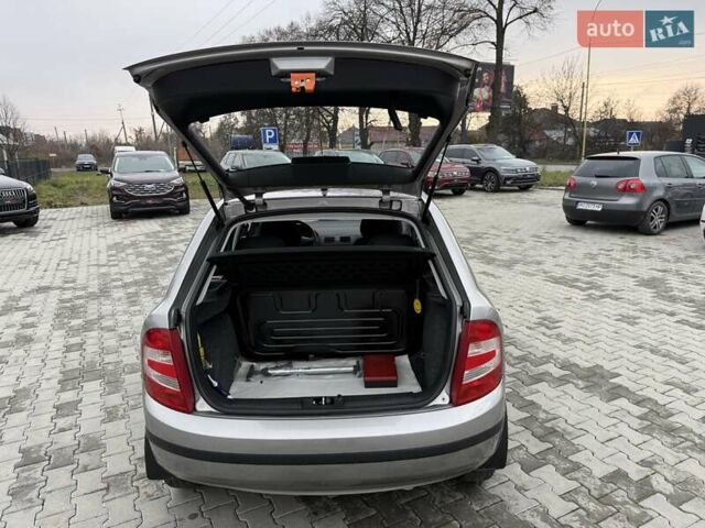 Серый Шкода Фабия, объемом двигателя 0 л и пробегом 46 тыс. км за 4900 $, фото 29 на Automoto.ua