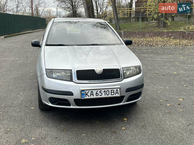 Серый Шкода Фабия, объемом двигателя 1.2 л и пробегом 215 тыс. км за 3500 $, фото 7 на Automoto.ua