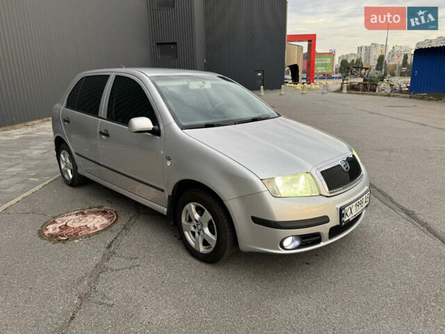 Шкода Фабия 2006 в Харькове на Automoto.ua Серый Шкода Фабия, объемом двигателя 1.2 л и пробегом 198 тыс. км за 3700 $, фото 4 на Automoto.ua