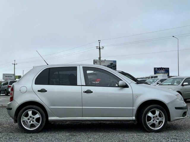 Серый Шкода Фабия, объемом двигателя 1.2 л и пробегом 243 тыс. км за 3390 $, фото 6 на Automoto.ua