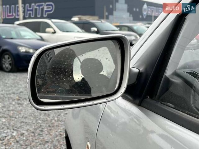 Серый Шкода Фабия, объемом двигателя 1.2 л и пробегом 243 тыс. км за 3390 $, фото 14 на Automoto.ua