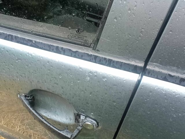 Серый Шкода Фабия, объемом двигателя 0 л и пробегом 33 тыс. км за 2950 $, фото 2 на Automoto.ua