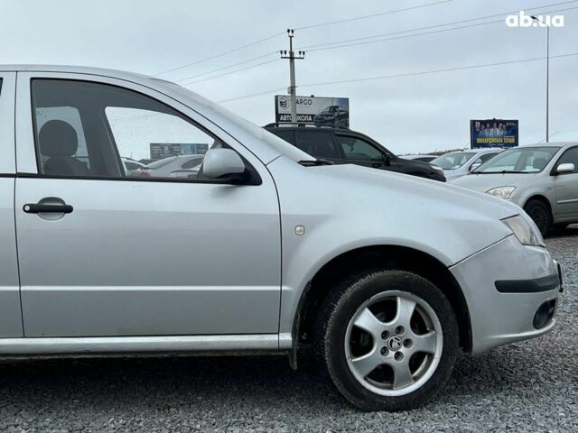 Серый Шкода Фабия, объемом двигателя 1.2 л и пробегом 243 тыс. км за 3390 $, фото 10 на Automoto.ua