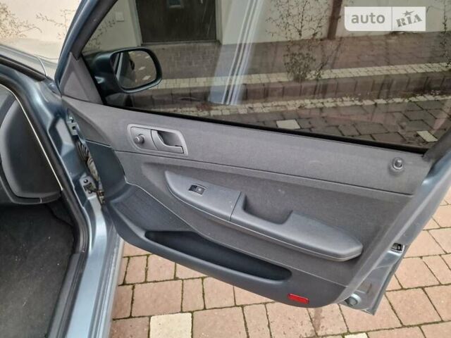 Сірий Шкода Фабія, об'ємом двигуна 1.39 л та пробігом 50 тис. км за 6700 $, фото 79 на Automoto.ua