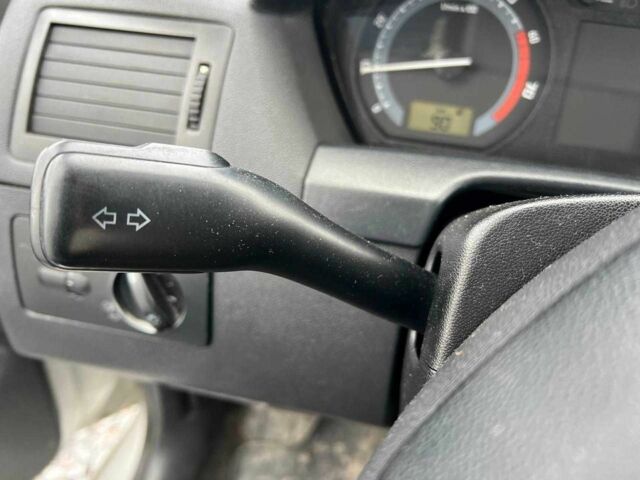 Серый Шкода Фабия, объемом двигателя 1.2 л и пробегом 243 тыс. км за 3390 $, фото 19 на Automoto.ua