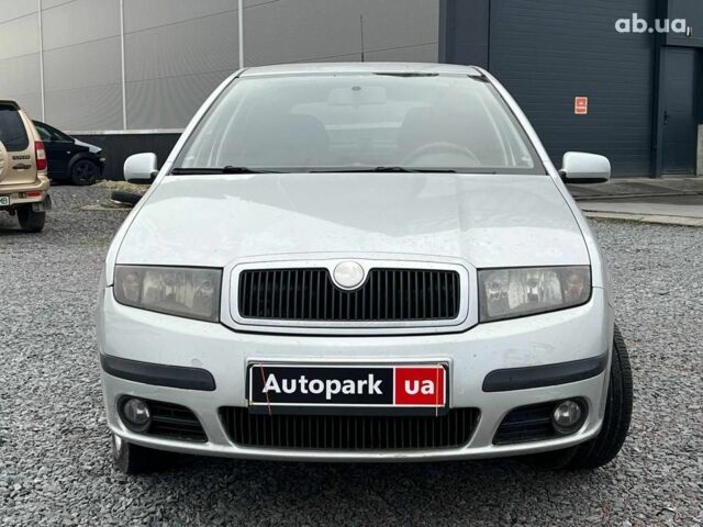 Серый Шкода Фабия, объемом двигателя 1.2 л и пробегом 243 тыс. км за 3390 $, фото 13 на Automoto.ua