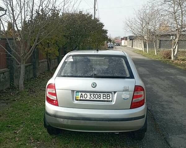 Серый Шкода Фабия, объемом двигателя 1.2 л и пробегом 125 тыс. км за 3500 $, фото 1 на Automoto.ua