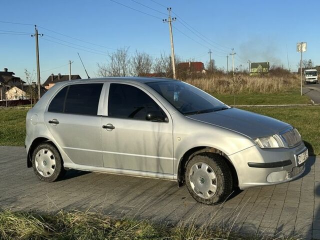 Серый Шкода Фабия, объемом двигателя 1.2 л и пробегом 244 тыс. км за 3200 $, фото 5 на Automoto.ua