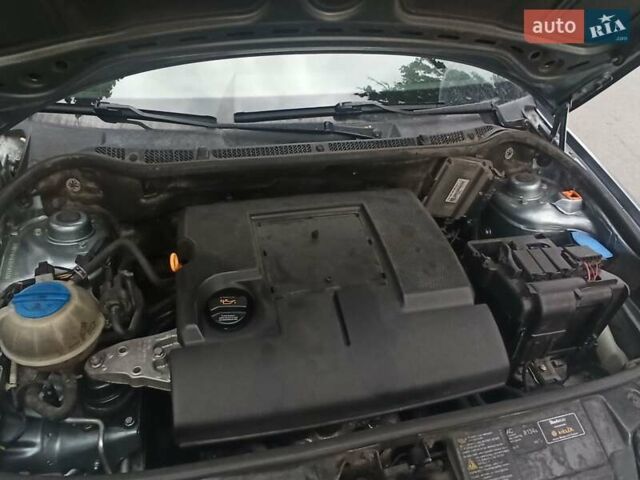 Сірий Шкода Фабія, об'ємом двигуна 1.2 л та пробігом 213 тис. км за 3800 $, фото 11 на Automoto.ua