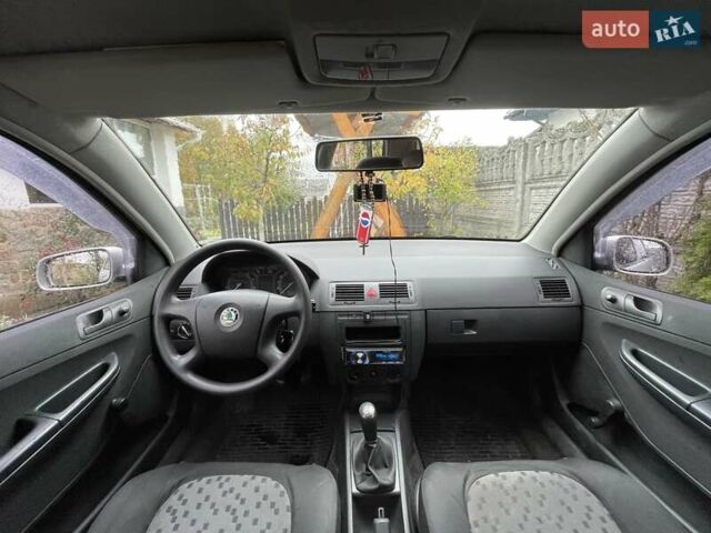 Шкода Фабія 2006 у Києві на Automoto.ua Сірий Шкода Фабія, об'ємом двигуна 1.2 л та пробігом 316 тис. км за 2600 $, фото 6 на Automoto.ua