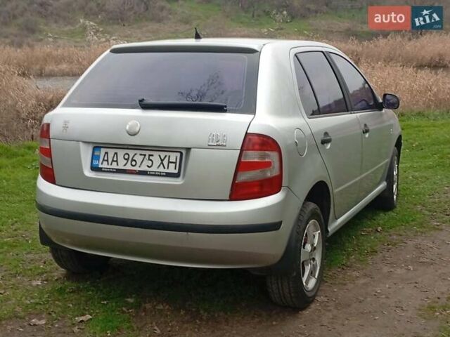 Сірий Шкода Фабія, об'ємом двигуна 1.2 л та пробігом 239 тис. км за 3000 $, фото 7 на Automoto.ua